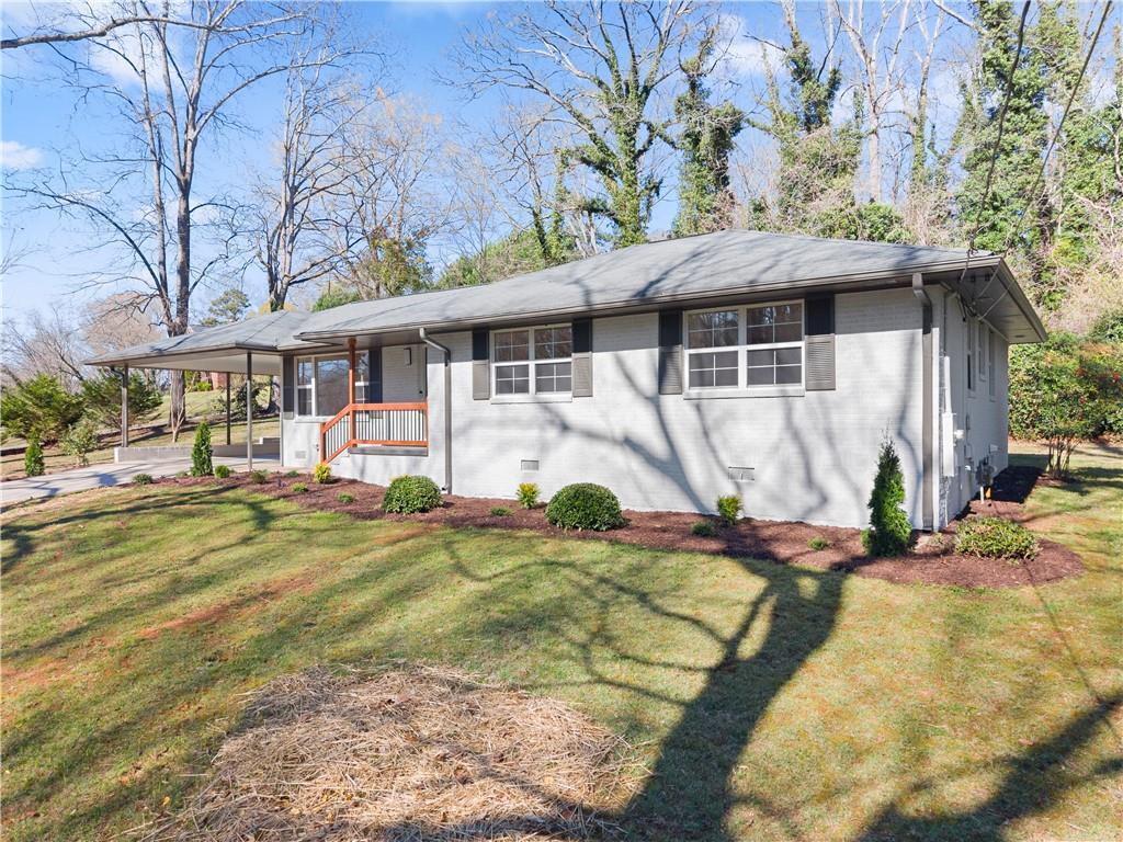 698 Holly Dr., Gainesville, GA 30501