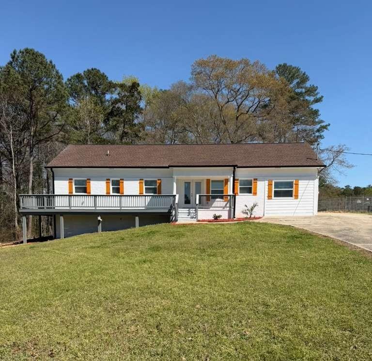 116 Woodcrest Dr., Griffin, GA 30223