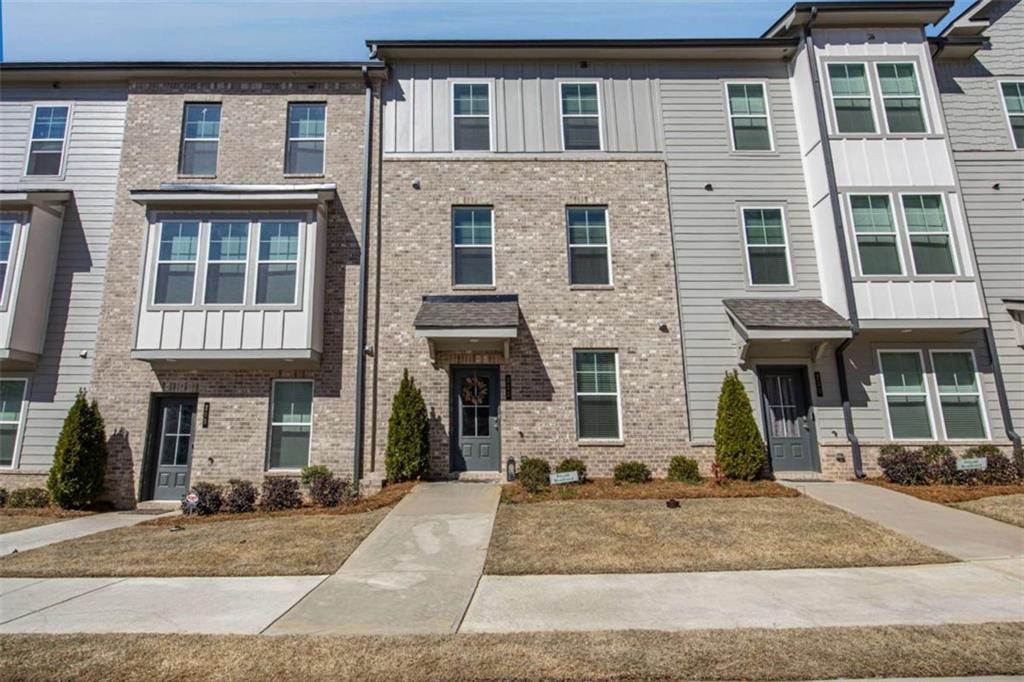 215 Wallace St., Fayetteville, GA 30214