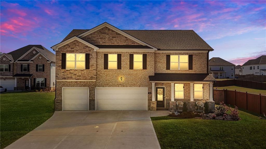 458 Blue Juniper Cir., Loganville, GA 30052