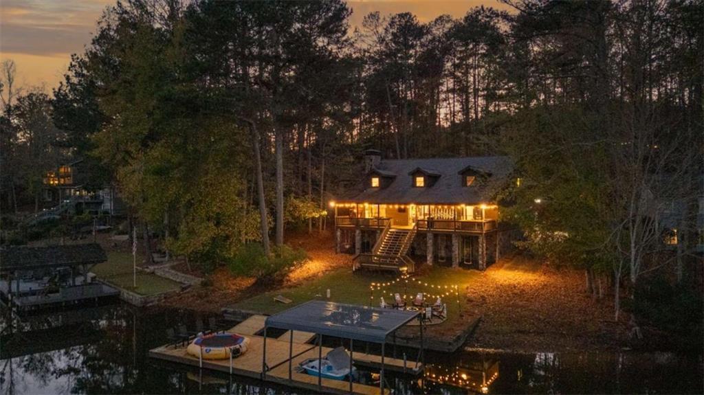 129 Broadwater Ct., Waleska, GA 30183