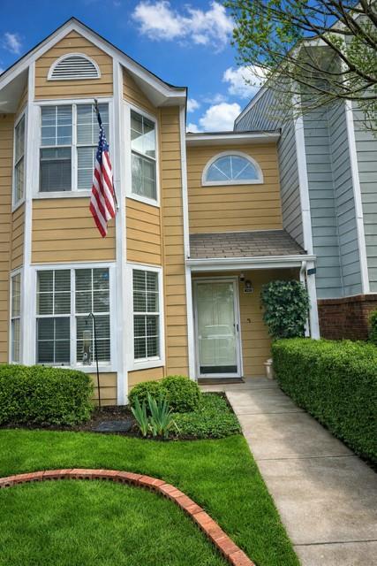 3223 Long Iron Dr., Lawrenceville, GA 30044