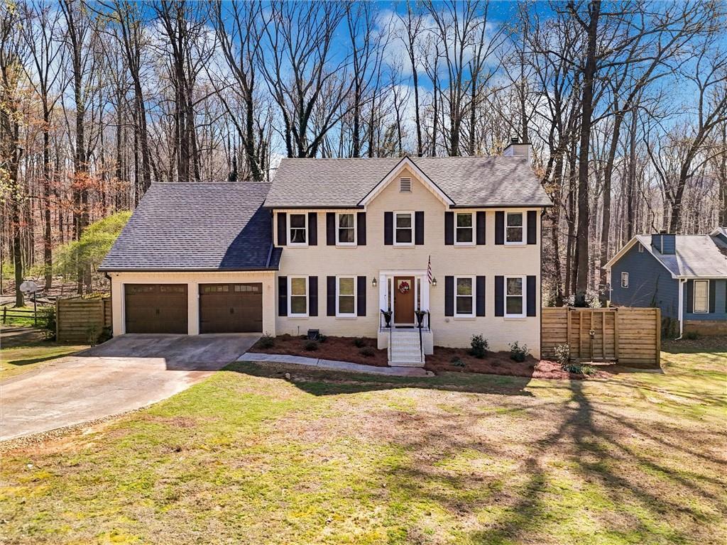 1033 Knotts Pointe Dr., Woodstock, GA 30188