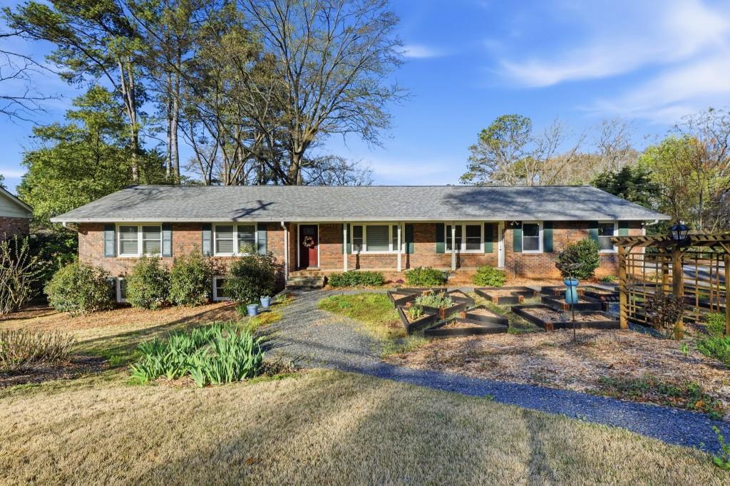 3024 Country Squire Ln., Decatur, GA 30033