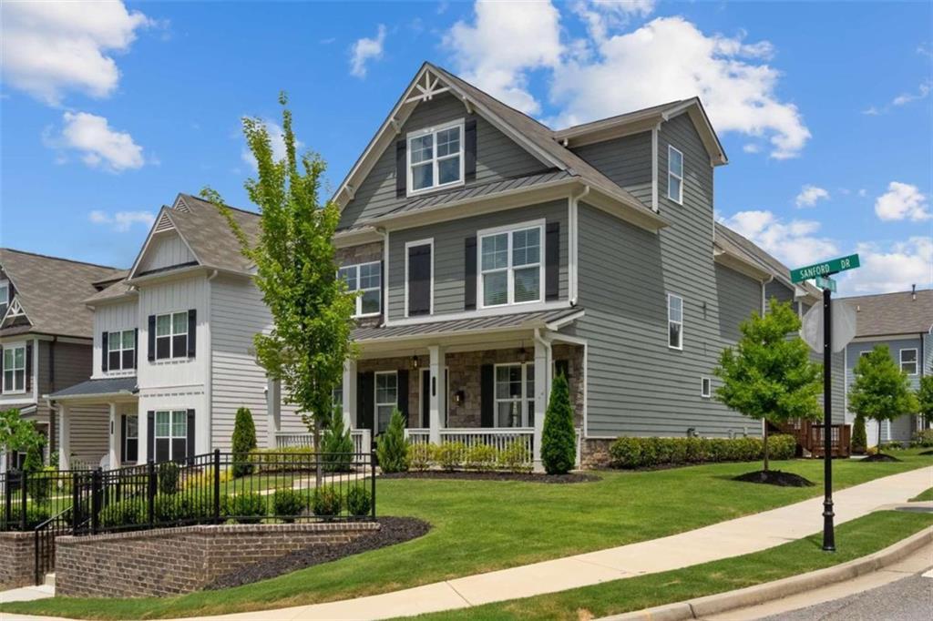 1817 Sanford Dr., Atlanta, GA 30318