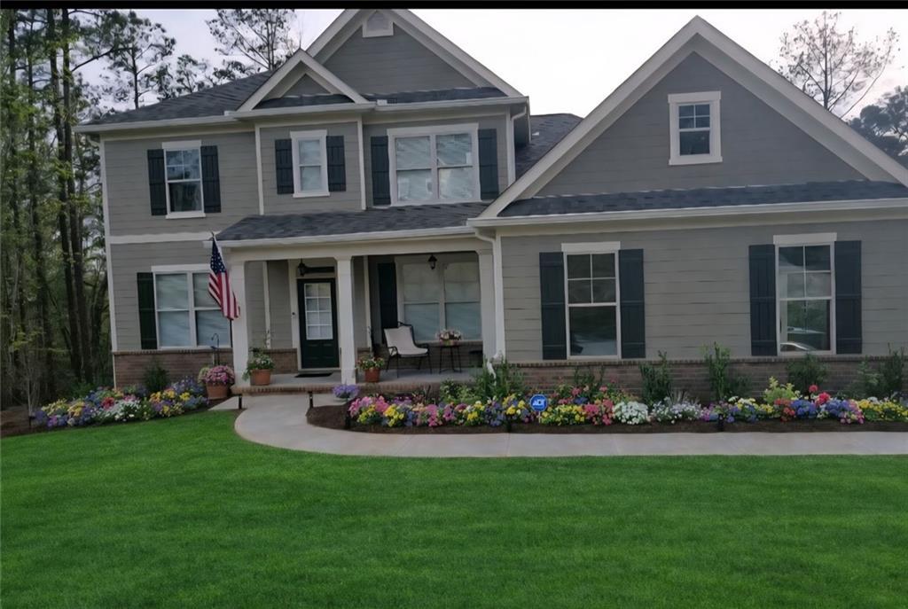 530 Thomas Dr., Loganville, GA 30052