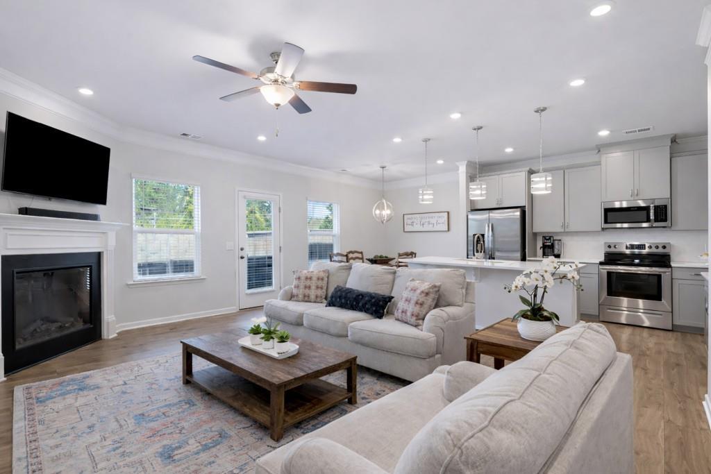 340 Crider Ct., Woodstock, GA 30188