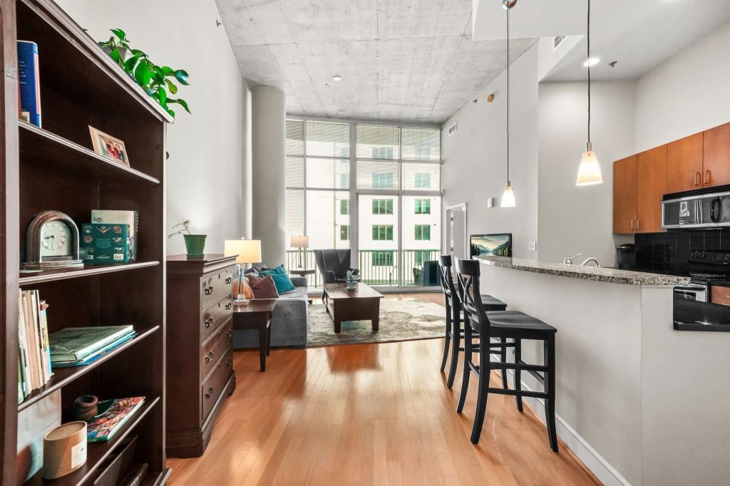 44 Peachtree Pl. #525, Atlanta, GA 30309