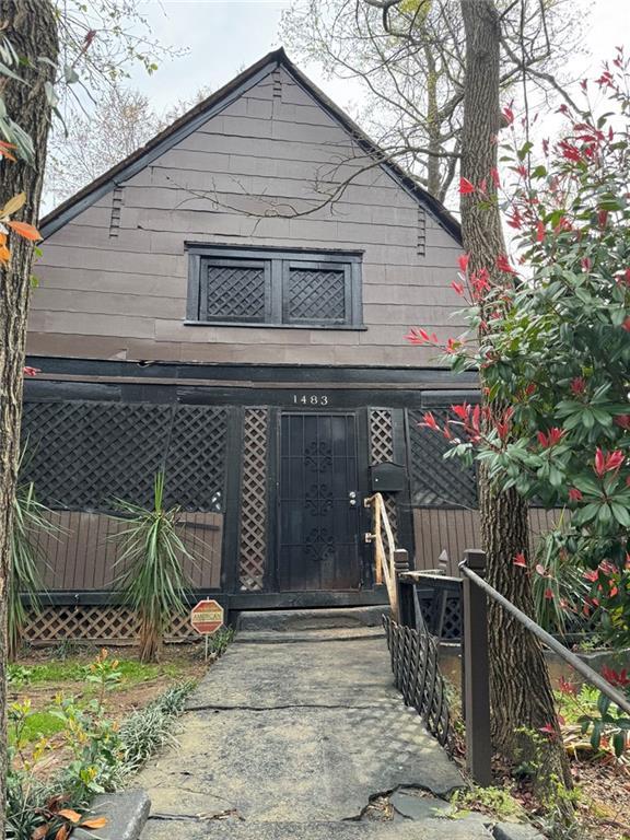 1483 Hardee St., Atlanta, GA 30307