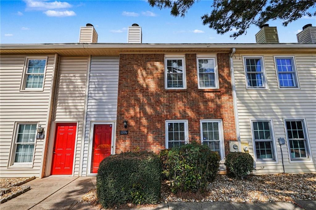 1016 Old Holcomb Bridge Rd Rd., Roswell, GA 30076