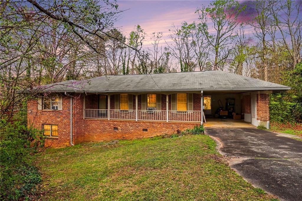 2815 Indian Trail Dr., Tucker, GA 30082