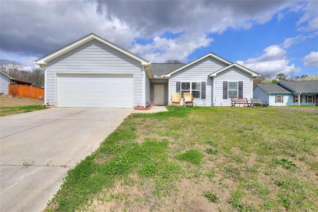 39 Gray Field Ct., Jefferson, GA 30549