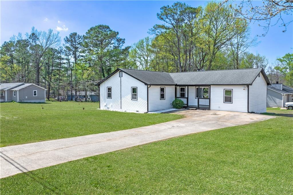 104 Mountain View Dr., Dallas, GA 30157