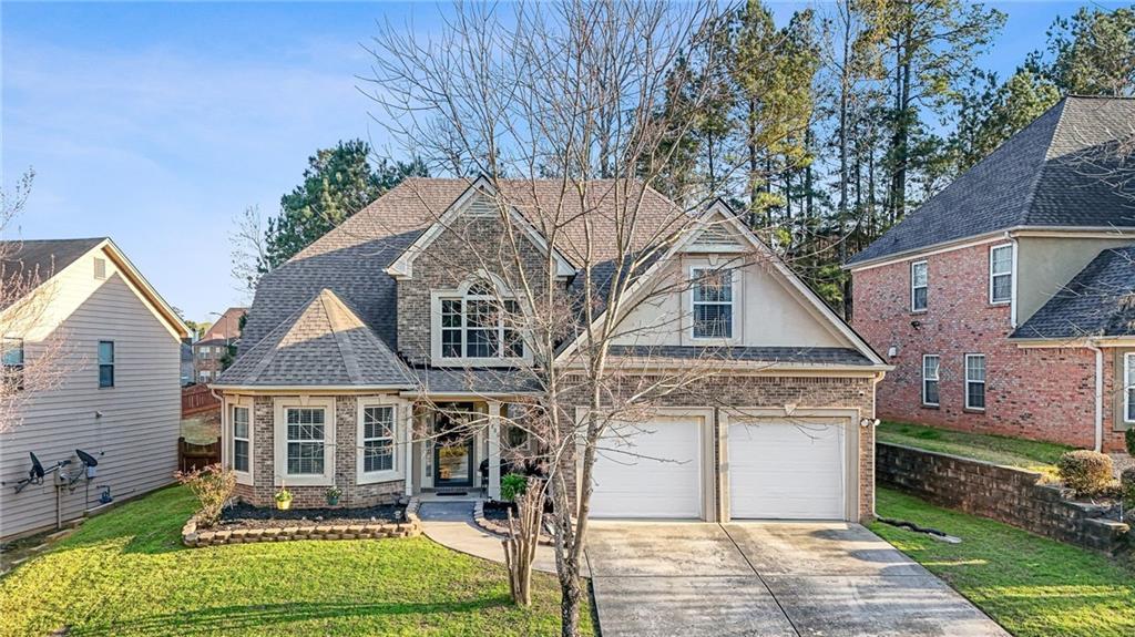 7886 Gossamer Dr., Fairburn, GA 30213