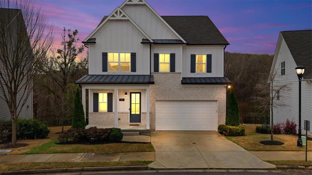 899 Samples Ln., Atlanta, GA 30318