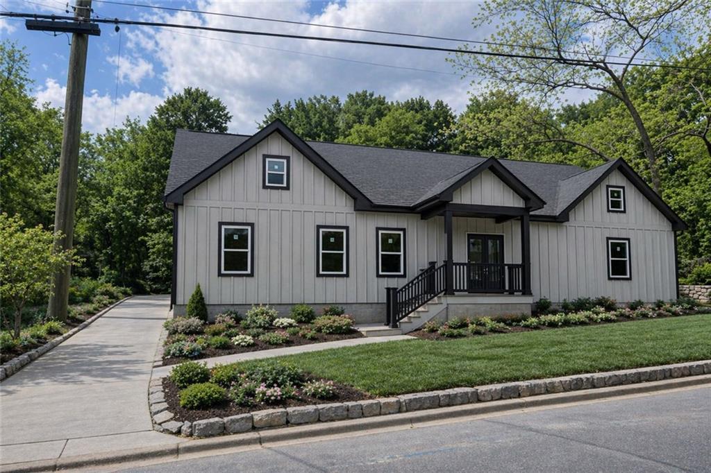 305 NE Chambers St., Rome, GA 30161