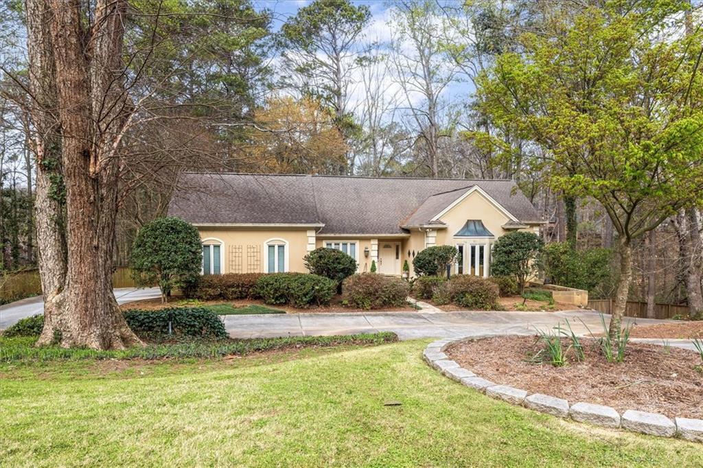 2010 Carrington Ct., Smoke Rise, GA 30087