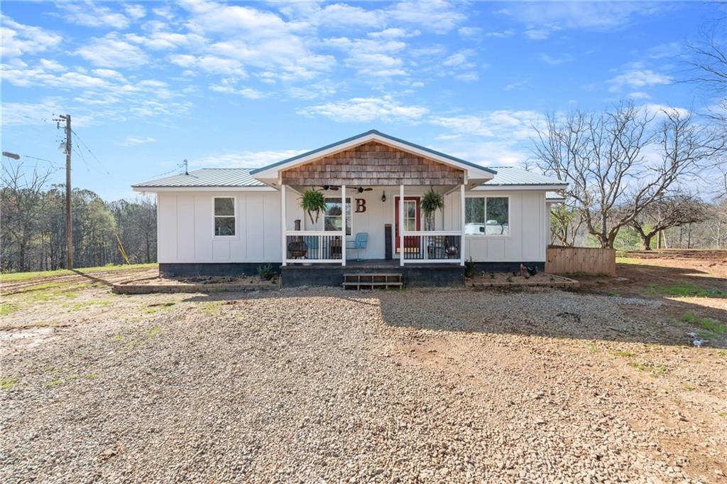 38 Hightower Rd., Talking Rock, GA 30175