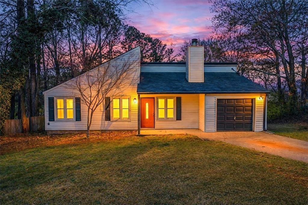 224 Applebranch Dr., Woodstock, GA 30188