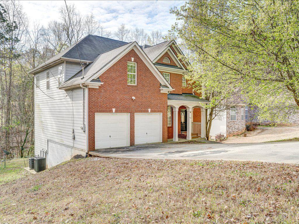 6439 Swift Creek Dr., Lithonia, GA 30058