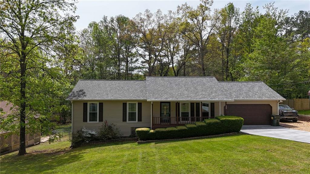 33 E Boxwood Dr., Cartersville, GA 30121