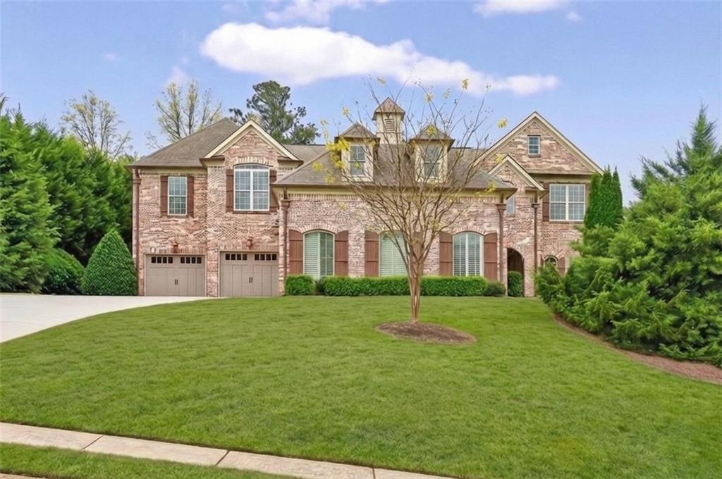 6509 Snug Harbor Ct., Flowery Branch, GA 30542