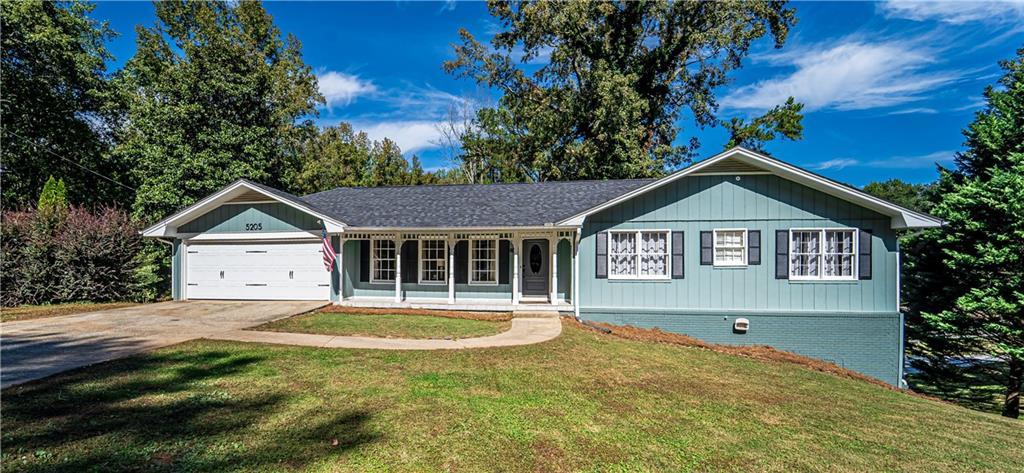 5205 Corinth Cir., Stone Mountain, GA 30087