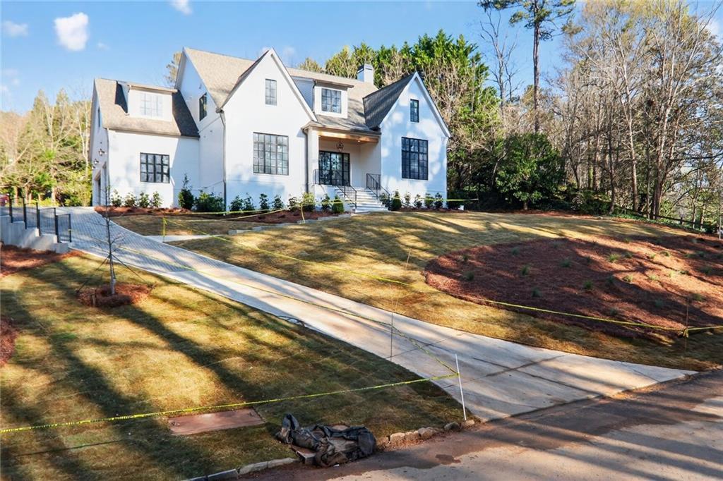 44 Hardeman Rd., Atlanta, GA 30342