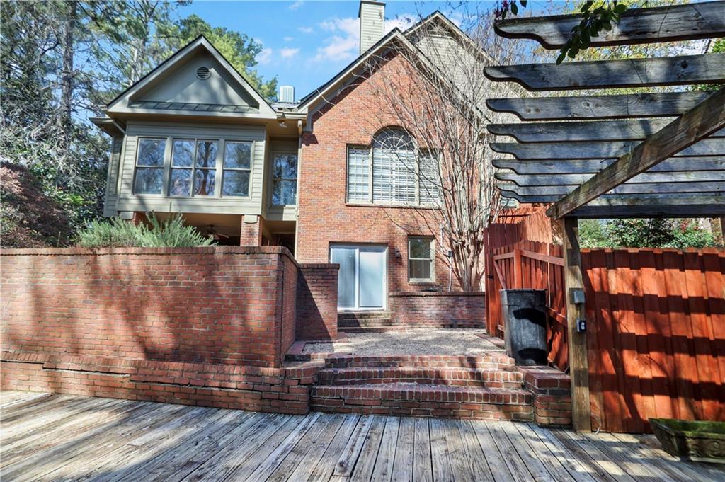 1097 Sheridan Park, Atlanta, GA 30324