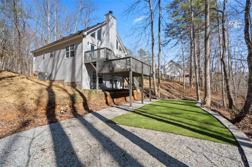 6524 Medlock Rd., Gainesville, GA 30506