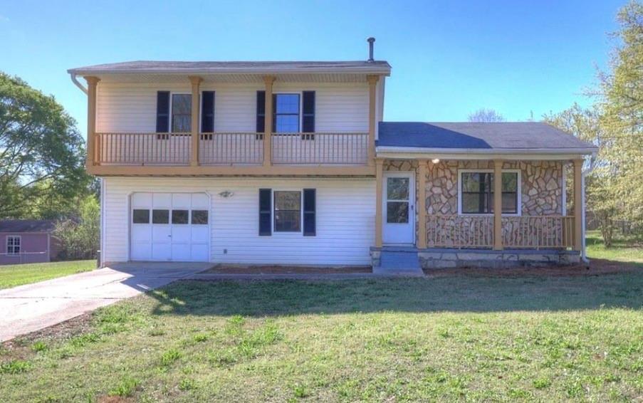 1007 Leeward Ln., Jonesboro, GA 30238