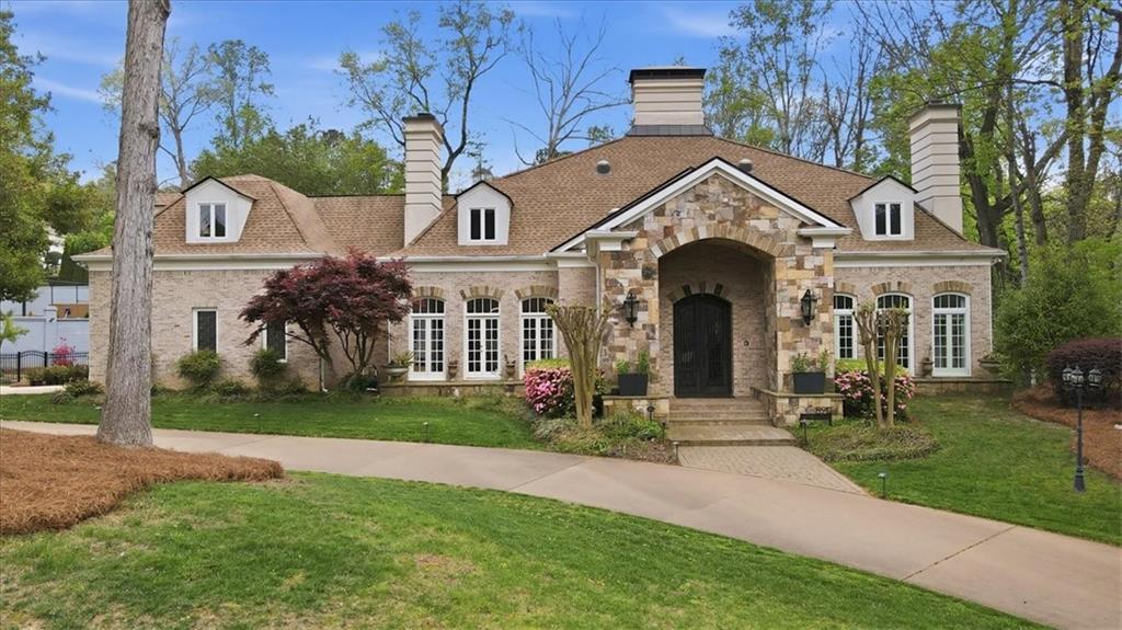 890 Marseilles Dr., Sandy Springs, GA 30327