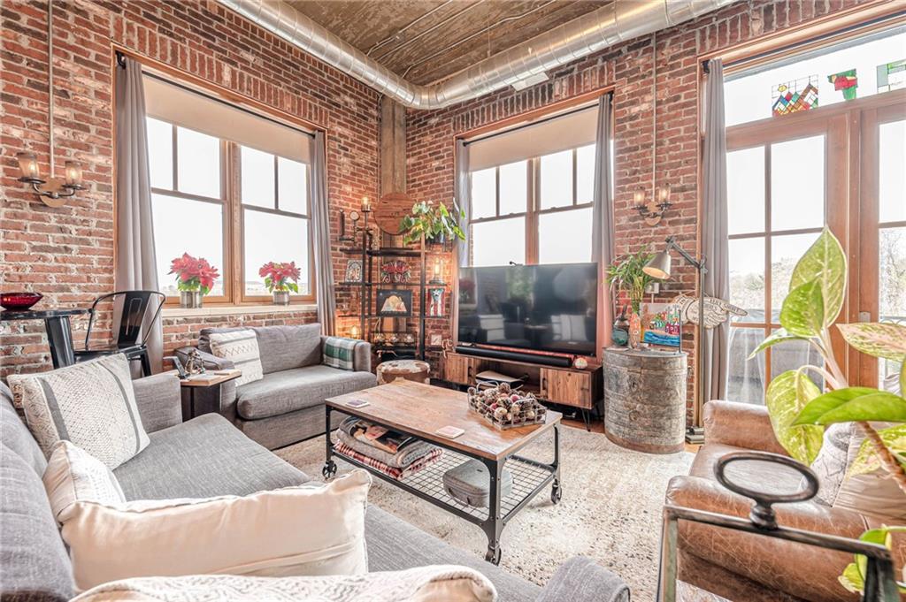 3235 Roswell Rd. #819, Atlanta, GA 30305