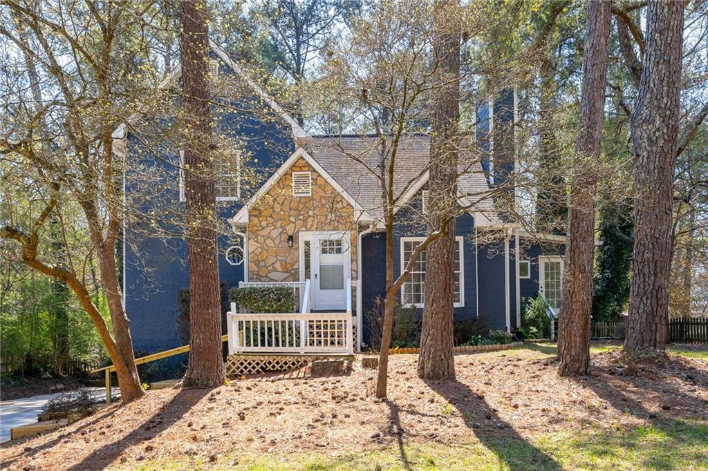 55 Presidential Dr., Dallas, GA 30157