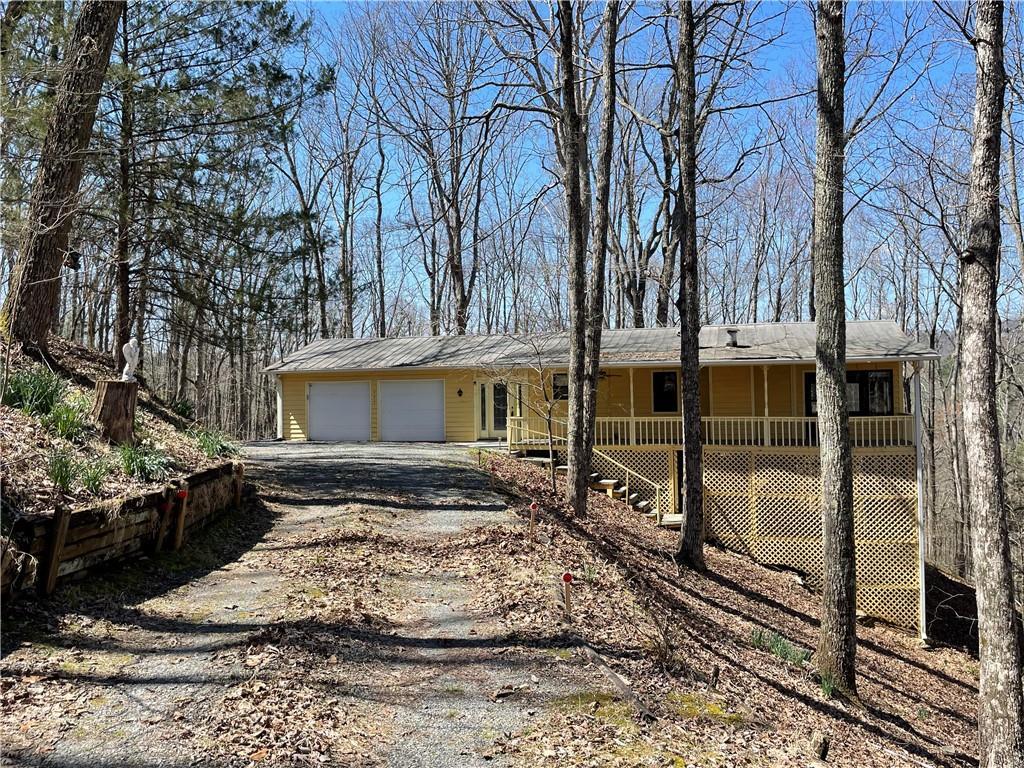 596 Ripshin Mountain Rd., Blue Ridge, GA 30513