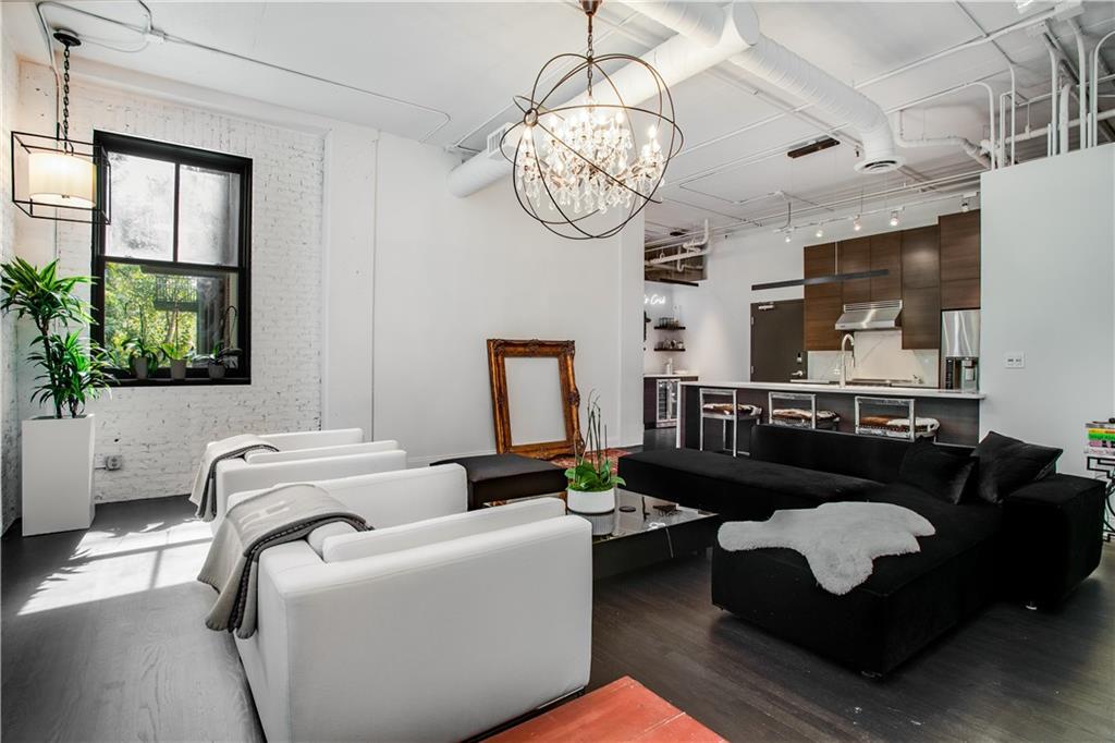 3235 Roswell Rd. #409, Atlanta, GA 30305