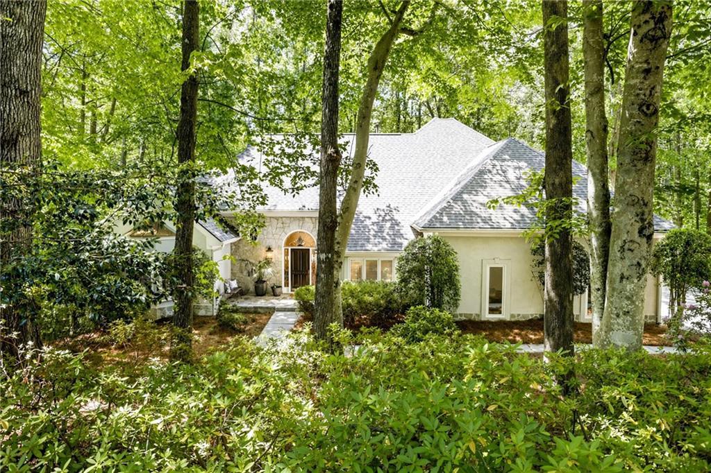 5660 Errol Pl., Atlanta, GA 30327