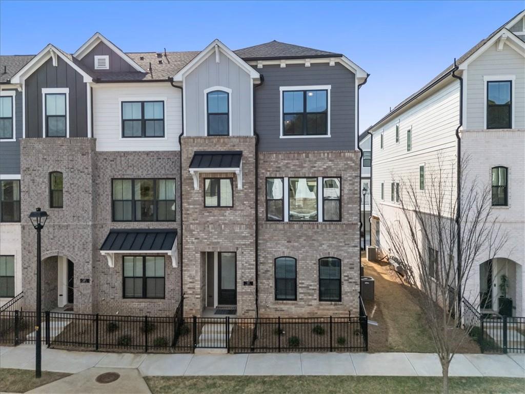 335 Walker Ave., Alpharetta, GA 30076