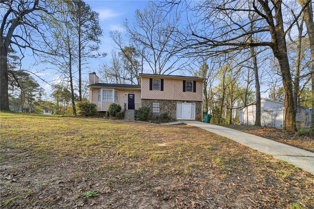 3399 Mansfield Ln., Snellville, GA 30039
