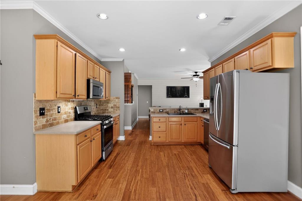 8635 Amsbury Way, Cumming, GA 30506