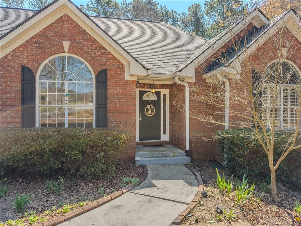 2199 Cedar Lake Ct., Loganville, GA 30052