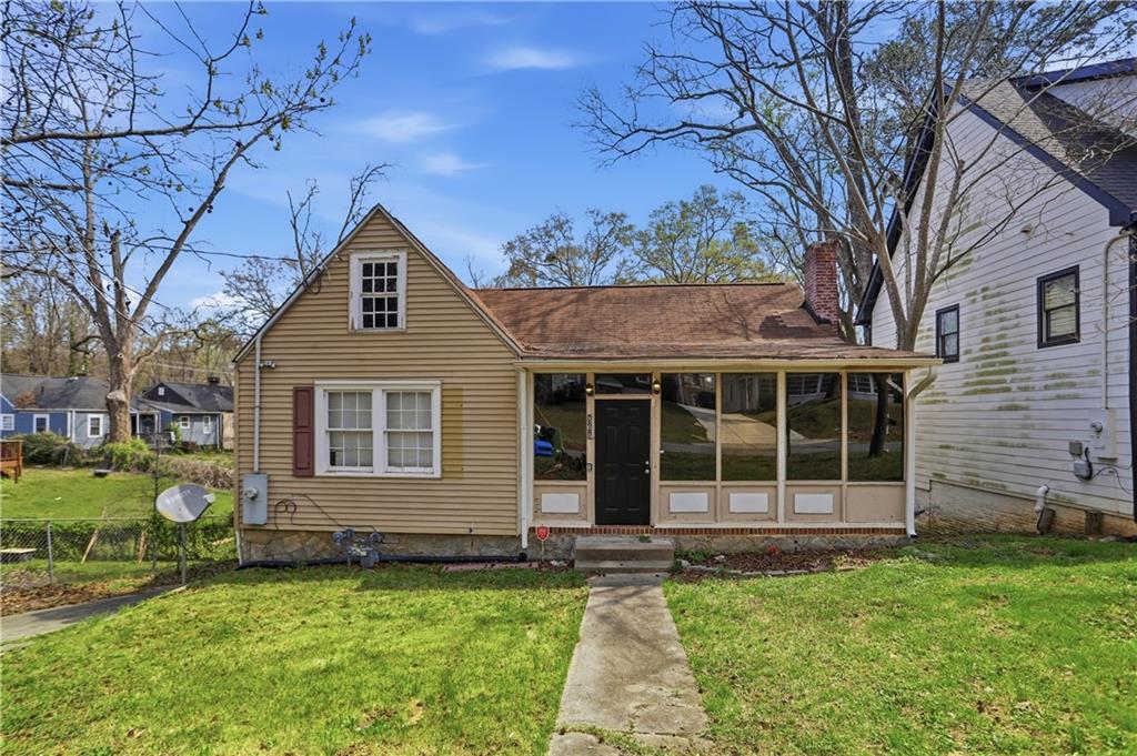 868 Rochelle Dr., Atlanta, GA 30310