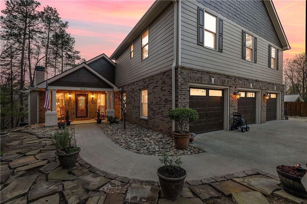 5457 Dogwood Ln., Gainesville, GA 30504