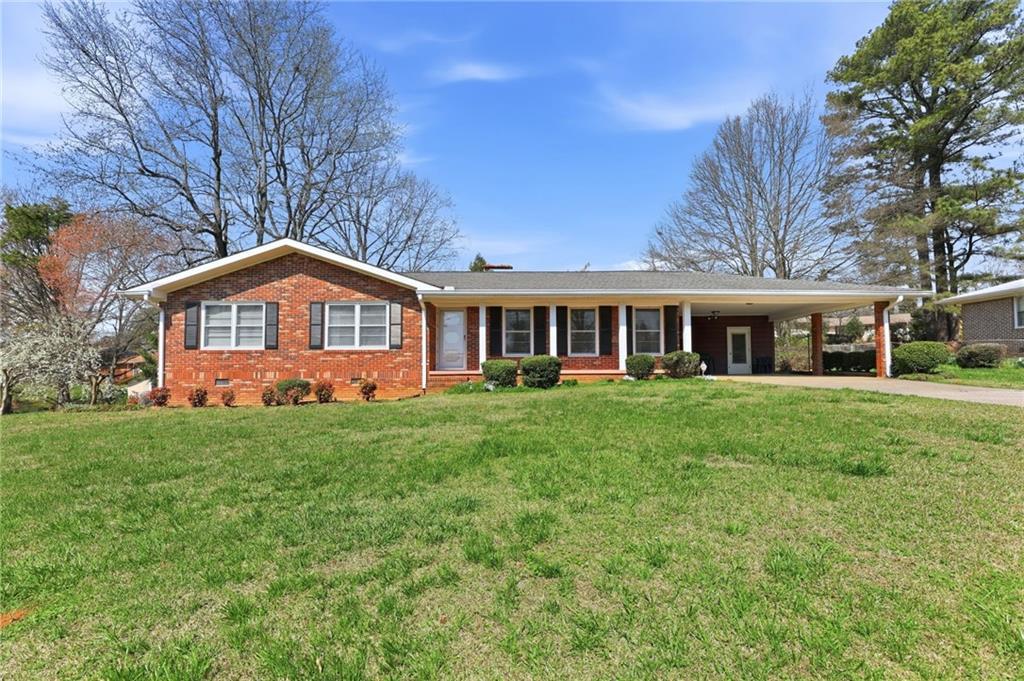 3024 Saint Charles Ave., Gainesville, GA 30504
