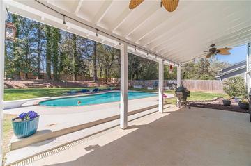 1423 Janice Ct., Lilburn, GA 30047