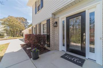 1423 Janice Ct., Lilburn, GA 30047