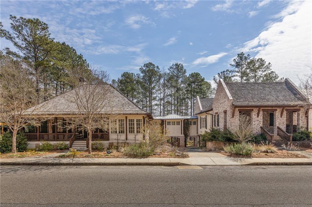 10748 Serenbe Ln., Chattahoochee Hills, GA 30268