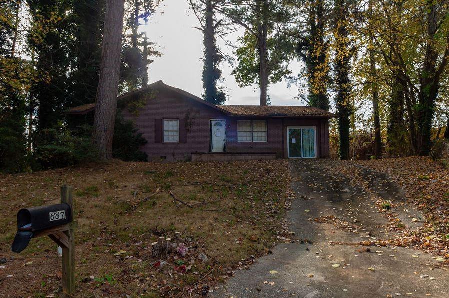 687 Utoy Ct., Jonesboro, GA 30238