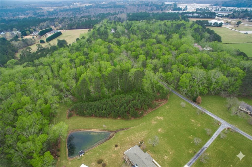 Bailey Cir., Loganville, GA 30052