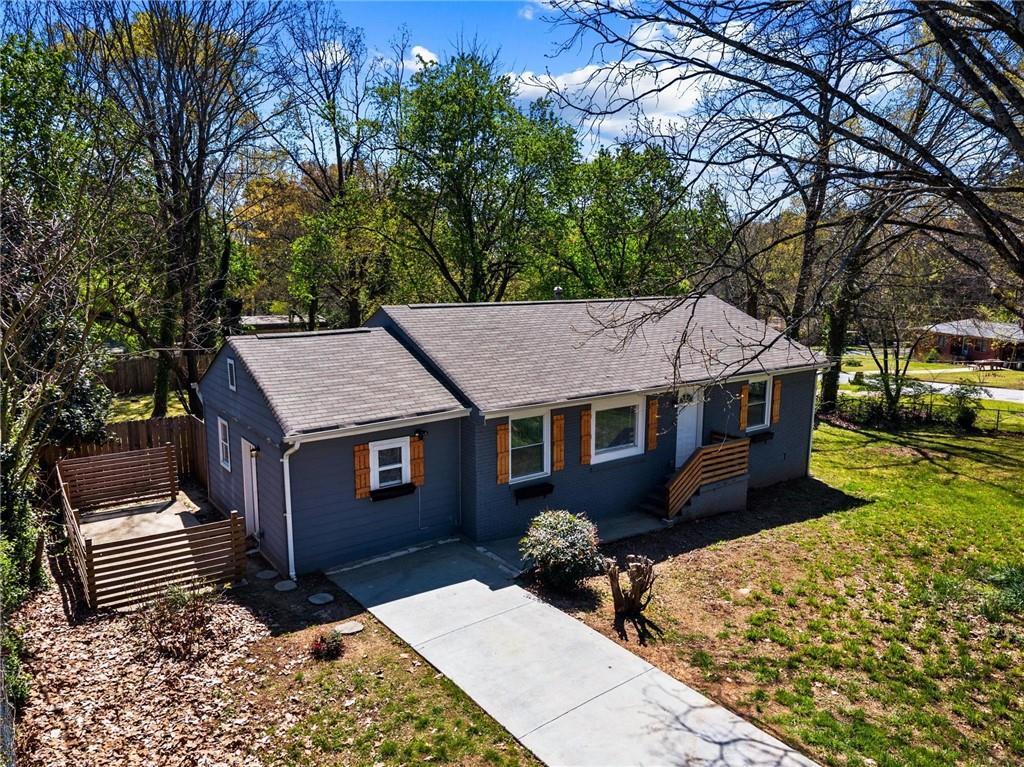 1111 Valley View Rd., Atlanta, GA 30315